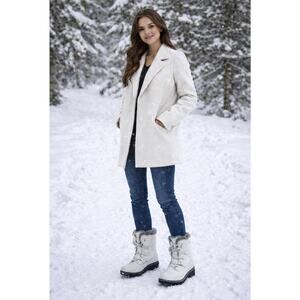 JBU Women's Light Gray Off White  Winter  Faux Fur Boots Size 7 Nwt